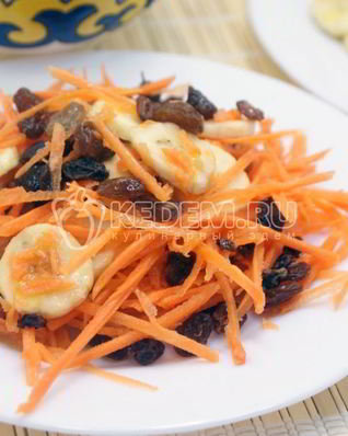 Салат из моркови с бананом