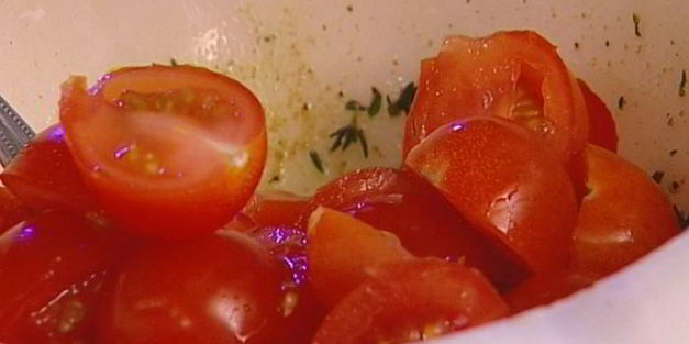 салат из перца с фетой и помидорами