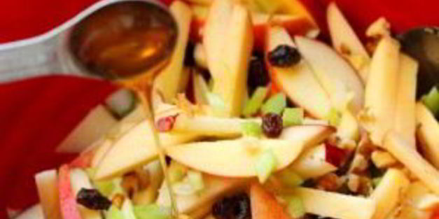 салат из свежих яблок