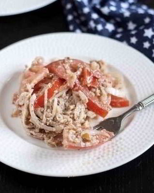 Салат на пикник на природе