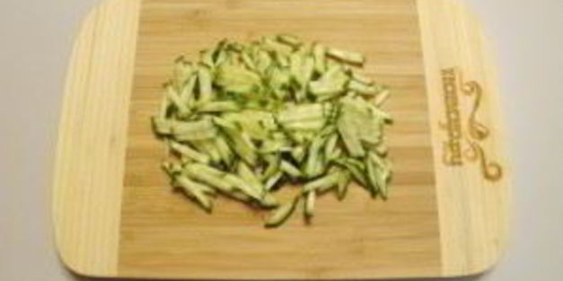 салат новогодний с кальмарами