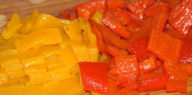 салат с ананасами и курицей