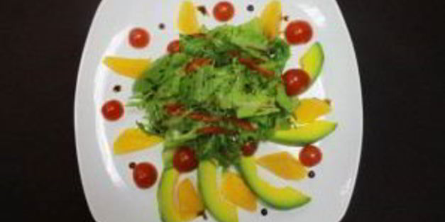 салат с авокадо и апельсинами