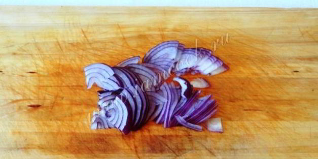 салат с кальмарами и крабовыми палочками