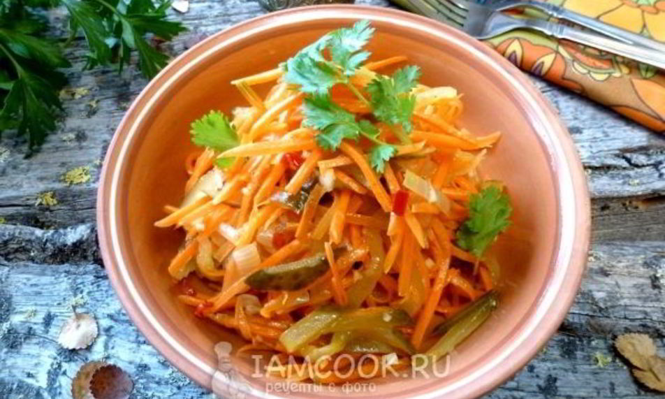 Рецепт салат с морковкой и солеными огурцами