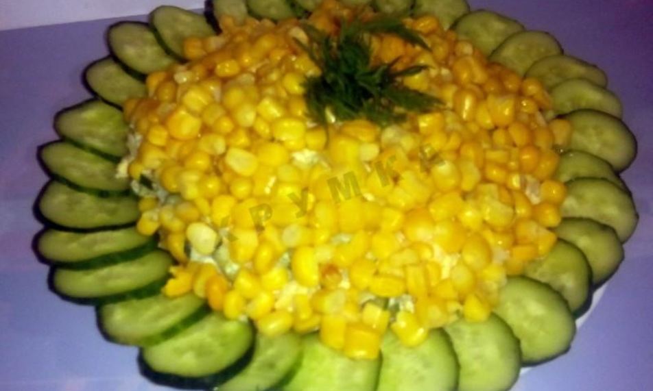 Рецепт салат с мясом криля и огурцами