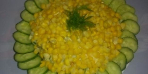 салат с мясом криля и огурцами