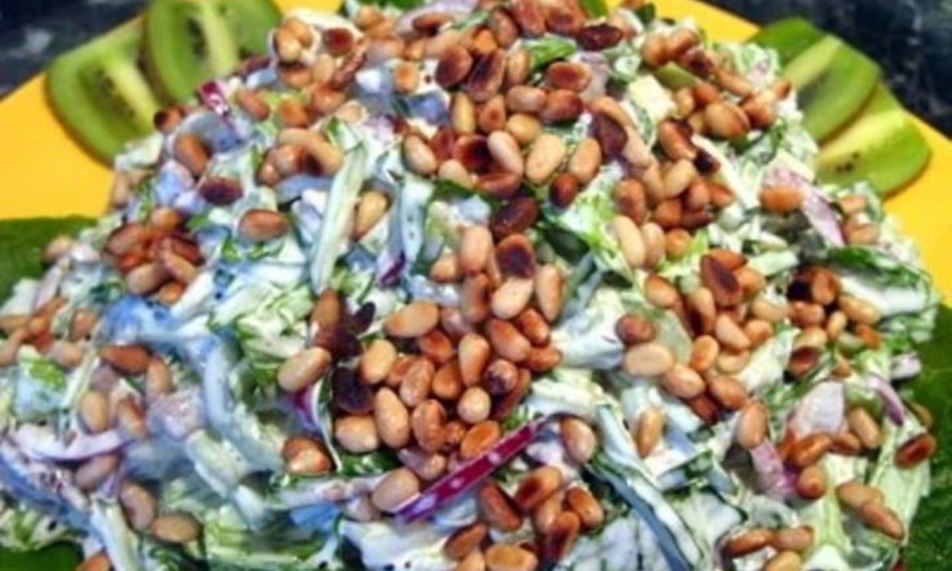 Рецепт салат с отварной говядиной и киви