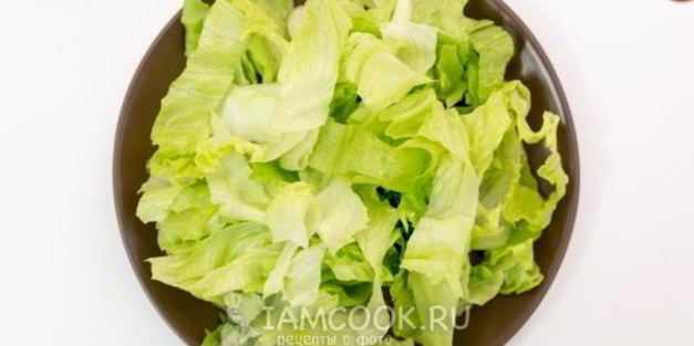 салат с пармской ветчиной