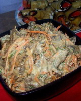 Салат с печенью и корейской морковью