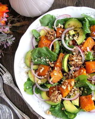 Салат с пряной тыквой