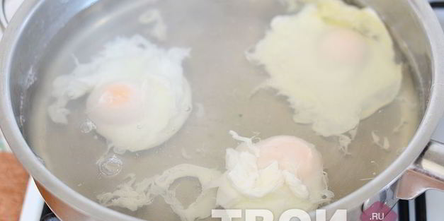 салат с яйцом