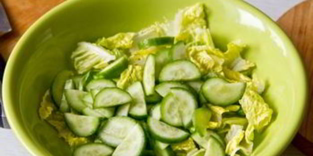 салат со стейком и медово-бальзамической заправкой