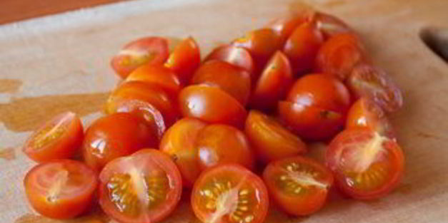 салат со стейком и медово-бальзамической заправкой