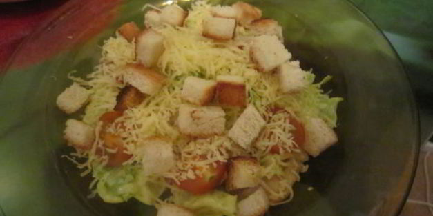 салат цезарь с курицей