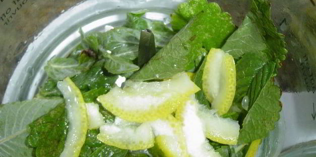 зеленый салат