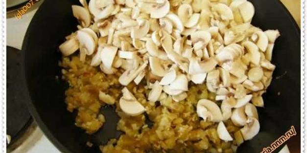 грибной соус с баклажанами