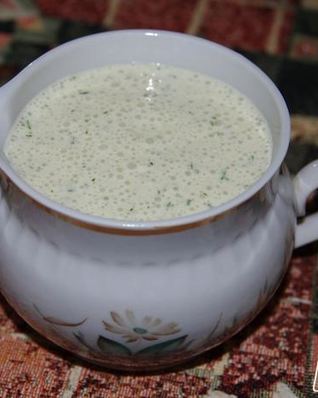 Йогуртовый соус с анчоусами