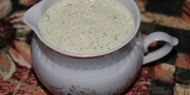 йогуртовый соус с анчоусами