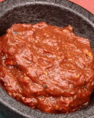 Острый томатный соус с перцами хабанеро