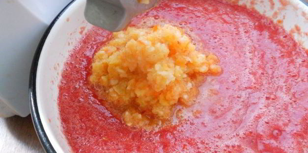 острый томатный соус в мультиварке