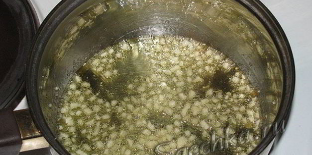 пикантный томатный соус