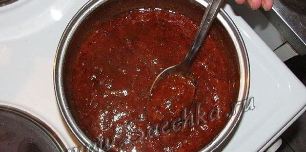 пикантный томатный соус