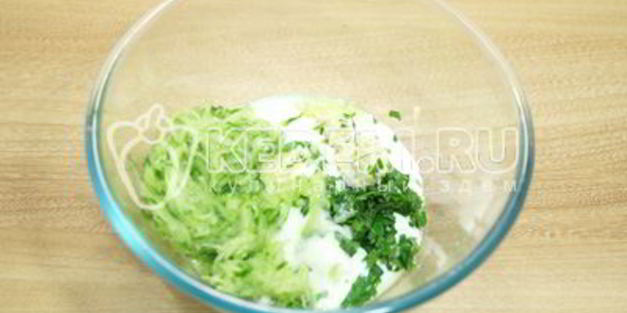 сметанный соус весенний