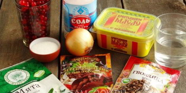 соус из красной смородины с мятой