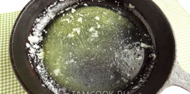 соус из красной смородины с мятой