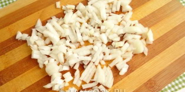 соус из красной смородины с мятой