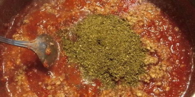 соус из паприки с грецкими орехами