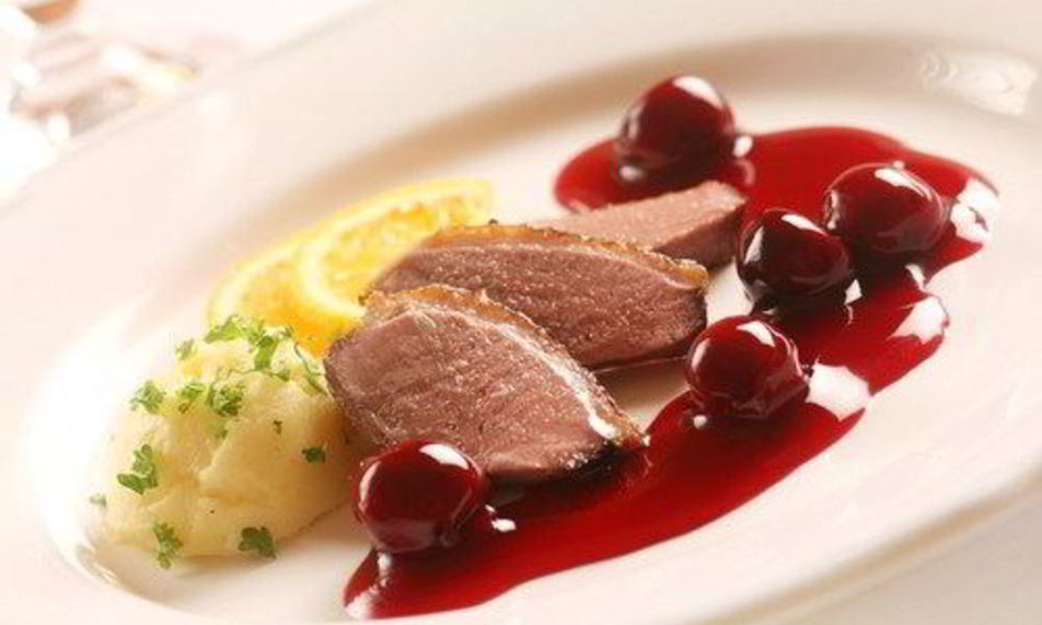 Рецепт вишневый соус к утке с бренди и орехами пекан