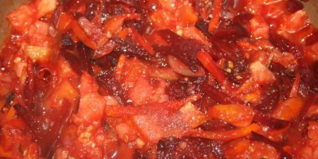 борщ с шампиньонами на куриных окорочках