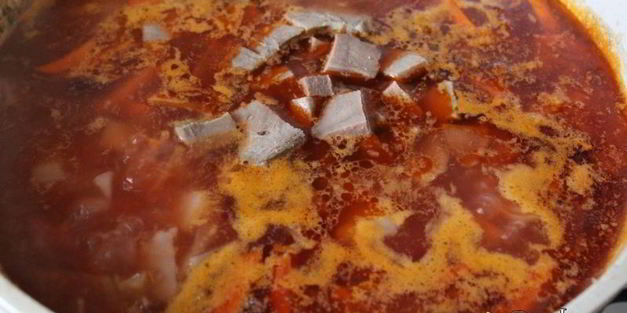 борщ с телячьим языком