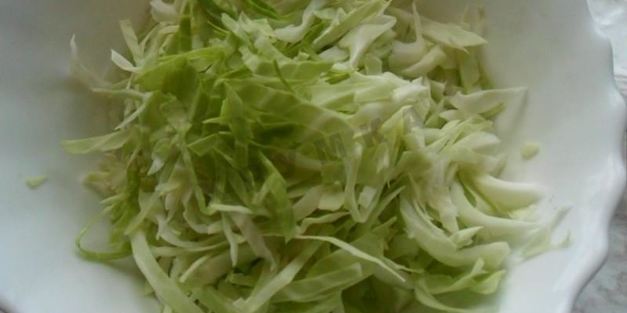 борщ со свекольной ботвой в мультиварке