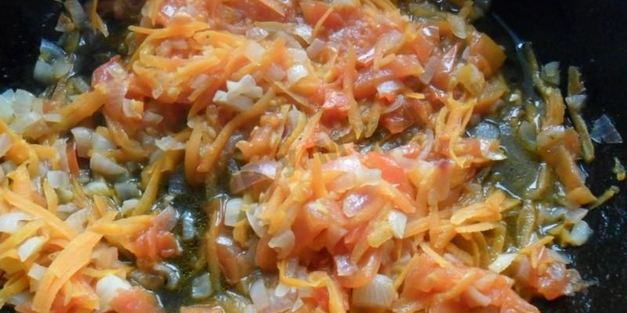 борщ со свекольной ботвой в мультиварке