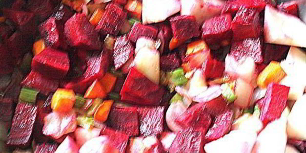 крем-борщ из свеклы и яблок