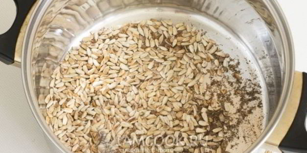 вегетарианский борщ с семечками