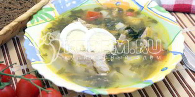 зеленый борщ с щавелем и черемшой