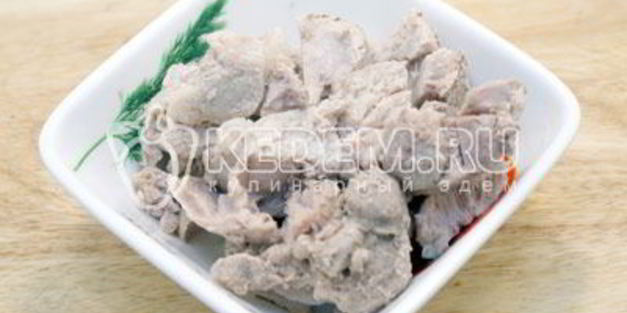 зеленый борщ с щавелем и черемшой