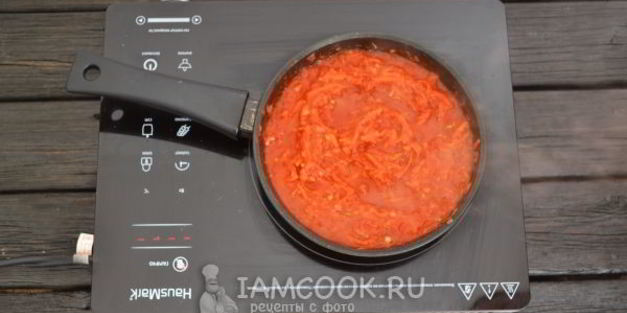 зеленый борщ со щавелем и яйцом