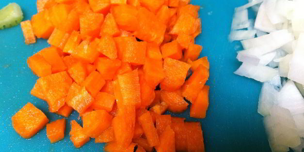 зеленый борщ со щавелем