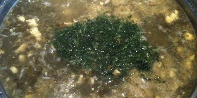 зеленый борщ