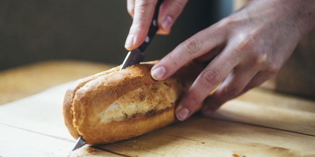 быстрый суп с горячим бутербродом капрезе