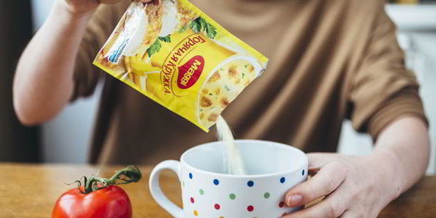 быстрый суп с горячим бутербродом капрезе