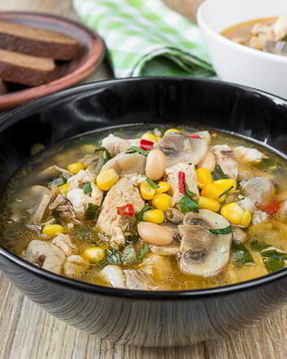 Чили-суп из курицы с грибами