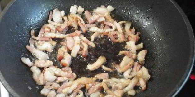 фасолевый суп с грибами и копченостями