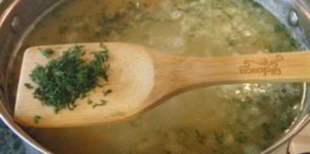 гороховый суп с копчеными ребрышками