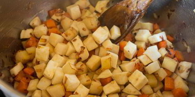 грибной суп с корнеплодами
